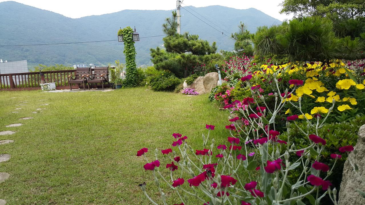 Travel Sketch Pension Geoje Exterior foto